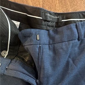 Banana Republic women’s suit, matching pants and blazer